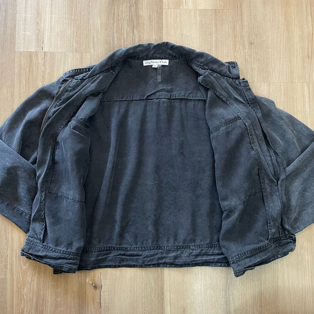 Young Fabulous & Broke Women's Gray Full Zip Utility Bomber Jacket Size Small - Picture 5 of 9
